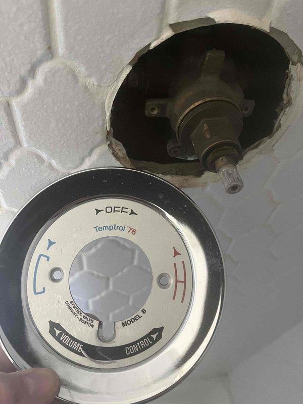 Pepper Pike, OH - Rebuilt temperature control assembly on 1970's Temptrol 76 shower valve that was not shutting off properly. Removed valve plate, serviced internal components, and restored proper functionality. Water supply was temporarily shut off during repair.